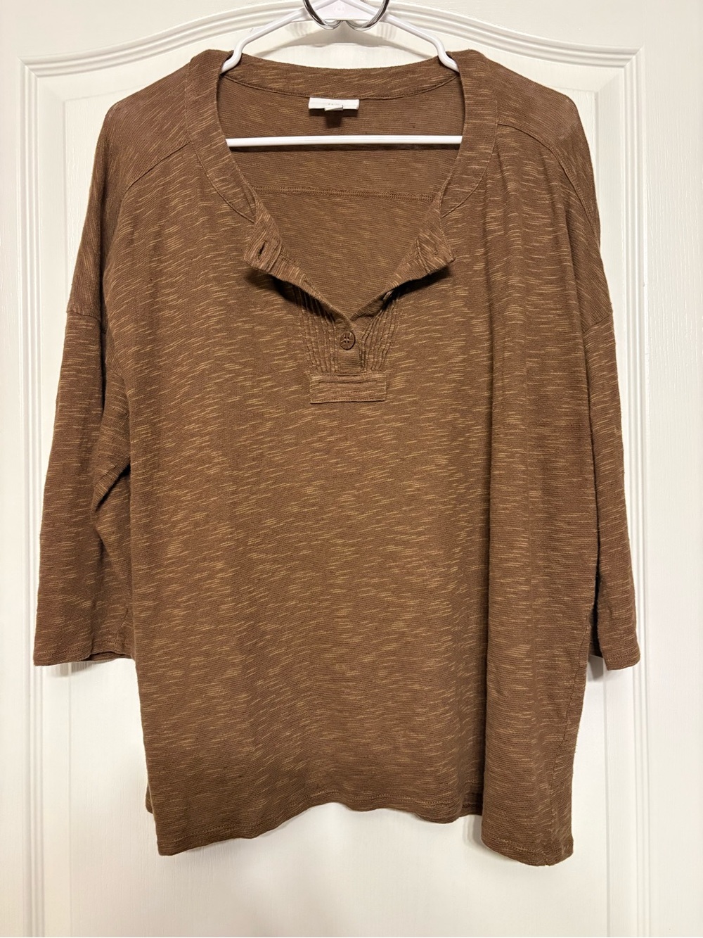 J. Jill Brown Slub Knit Henley 3/4 Sleeve Top